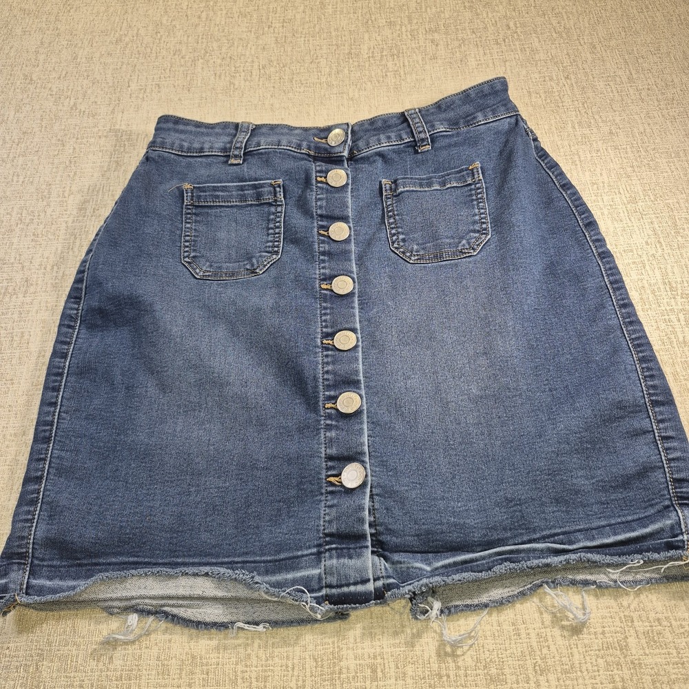 GUESS Denim Mini Skirt Large Blue Button Front Distressed Frayed Raw Hem Pockets - Picture 3 of 12